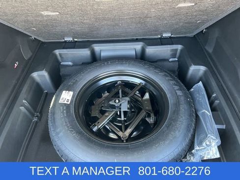 Used 2026 Jeep Cherokee Laredo AWD/4WD image 37