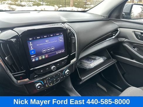 Used 2020 Chevrolet Traverse LT image 27