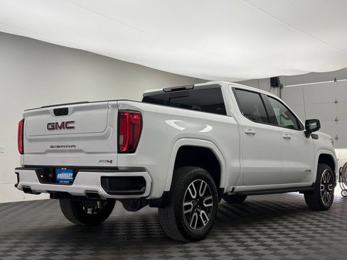 Used 2024 GMC Sierra 1500 AT4 w/ AT4 Premium Package AWD/4WD image 7