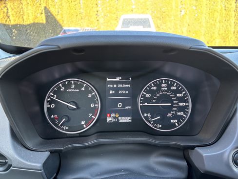 Used 2024 Subaru Crosstrek 2.0i Premium image 21