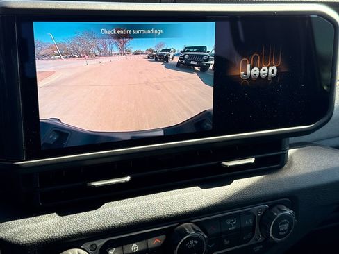 New 2025 Jeep Gladiator Sport AWD/4WD image 26