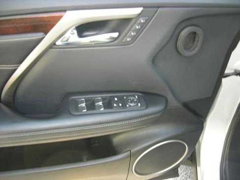 Used 2019 Lexus RX 350 AWD image 8