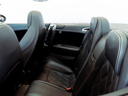 Used 2013 Bentley Continental Mulliner image 23