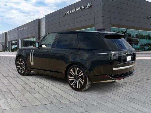 New 2026 Land Rover Range Rover Autobiography AWD/4WD image 3