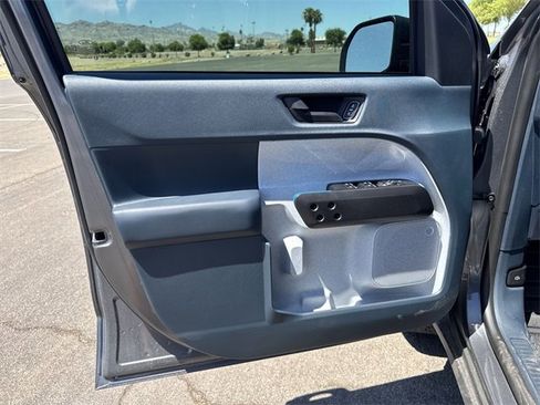 New 2025 Ford Maverick XLT image 9
