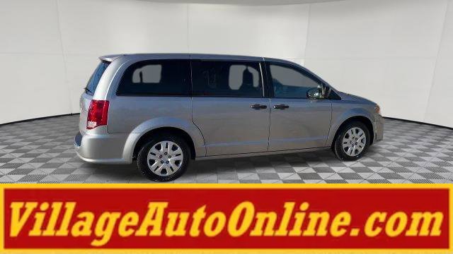 Used 2019 Dodge Grand Caravan SE FWD image 37