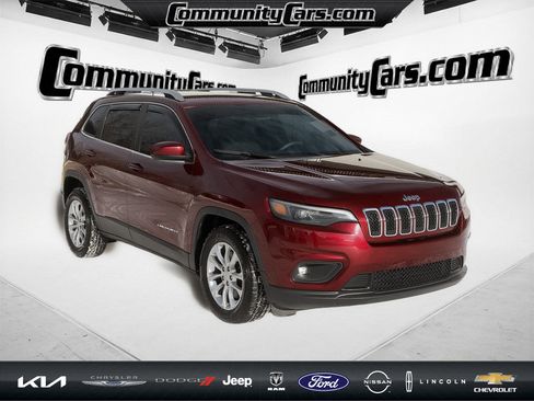 Used 2019 Jeep Cherokee Latitude w/ Popular Appearance Group image 9
