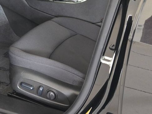 Used 2024 Chevrolet Malibu LT FWD image 21