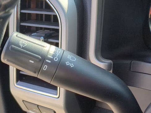 Used 2018 Ford F150 Lariat w/ Equipment Group 502A Luxury image 35