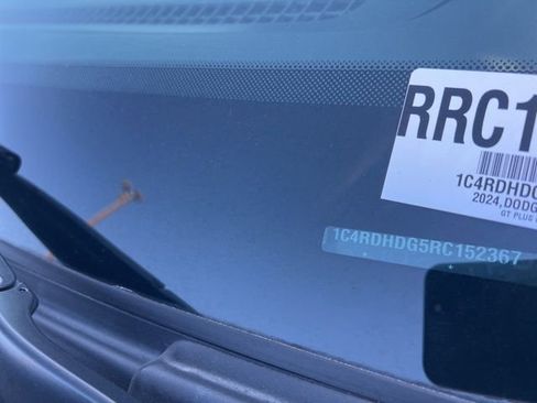 Used 2024 Dodge Durango GT image 9