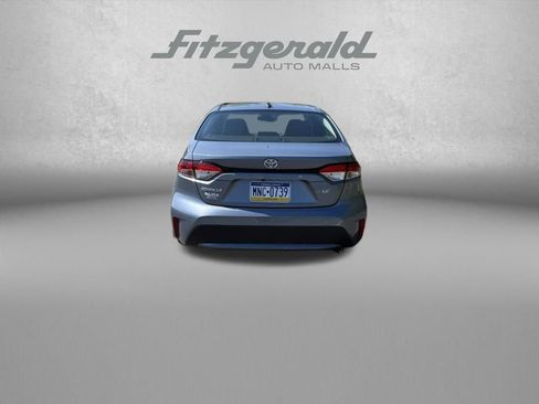 Used 2021 Toyota Corolla LE FWD image 6