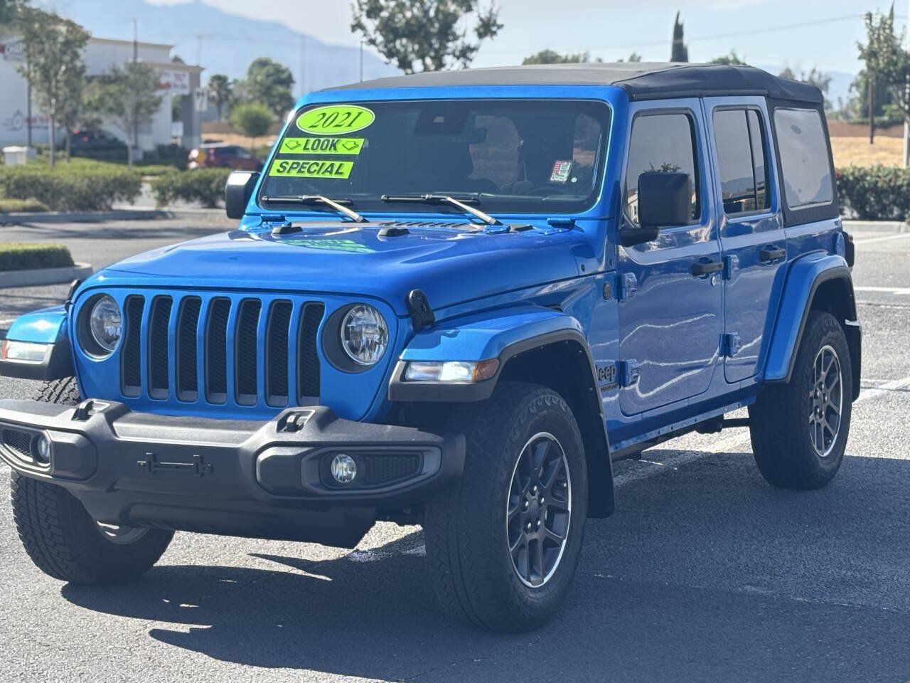 Used 2021 Jeep Wrangler Unlimited Sport AWD/4WD image 3
