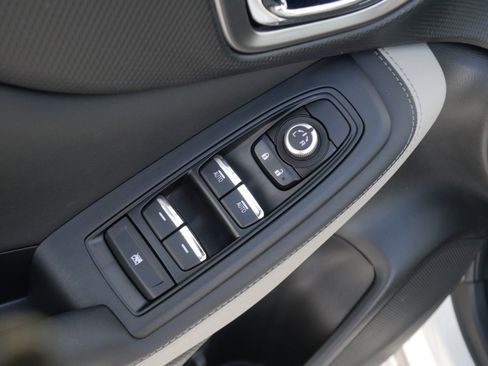 Used 2024 Subaru Forester Limited image 25