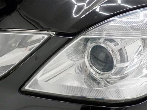 Used 2012 Mercedes-Benz E 350 4MATIC Sedan image 38