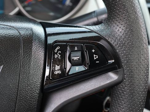 Used 2016 Chevrolet Cruze LS FWD image 26