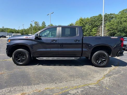 Used 2022 Chevrolet Silverado 1500 LT Trail Boss w/ Protection Package AWD/4WD image 3