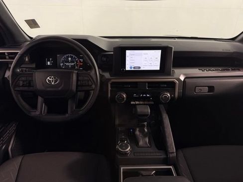 Used 2025 Toyota Tacoma SR5 AWD/4WD image 24