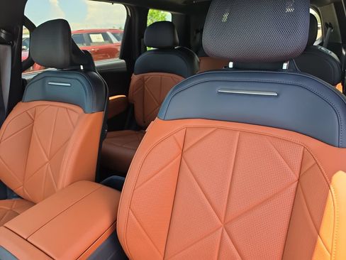 New 2027 Kia Telluride SX FWD image 22