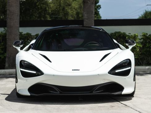 Used 2018 McLaren 720S Performance RWD image 10