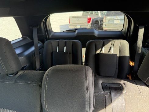 Used 2018 Ford Explorer XLT image 18