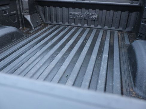 Used 2021 Chevrolet Silverado 2500 High Country w/ Technology Package image 39