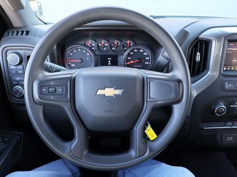 Used 2020 Chevrolet Silverado 1500 Custom w/ Custom Value Package image 26