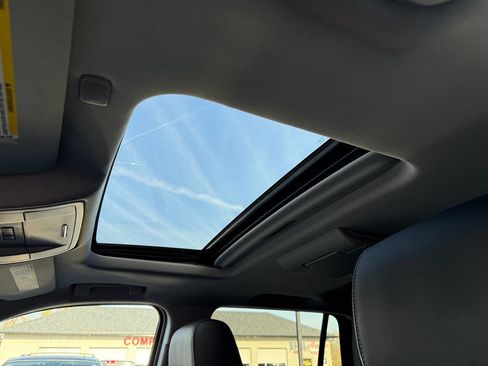 Used 2017 Chevrolet Tahoe Premier image 17