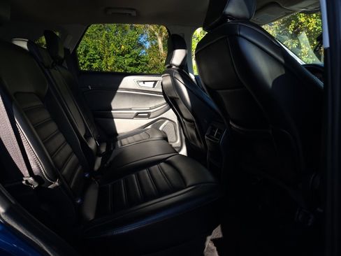 Used 2024 Ford Edge SEL image 18