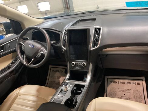 Used 2022 Ford Edge ST-Line image 11