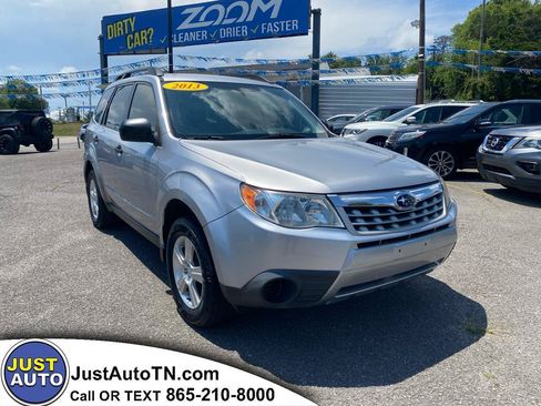 Used 2013 Subaru Forester 2.5X w/ Popular Pkg 1 AWD/4WD image 1