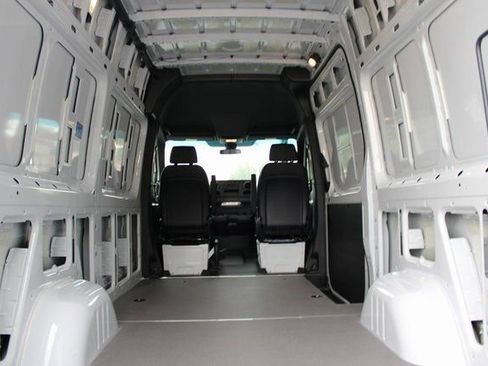 New 2025 Mercedes-Benz Sprinter 2500 image 15