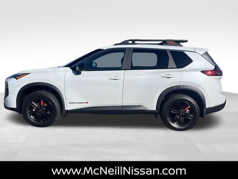 New 2026 Nissan Rogue SV image 4
