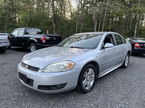 Used 2011 Chevrolet Impala LT FWD image 10