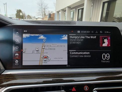 Used 2021 BMW X5 xDrive40i w/ M Sport Package image 15