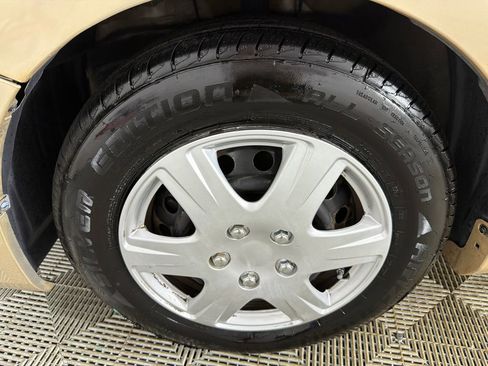 Used 2011 Toyota Corolla LE image 10