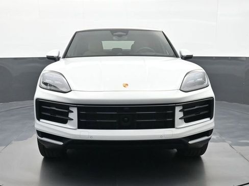 Certified 2026 Porsche Cayenne Coupe AWD/4WD image 25