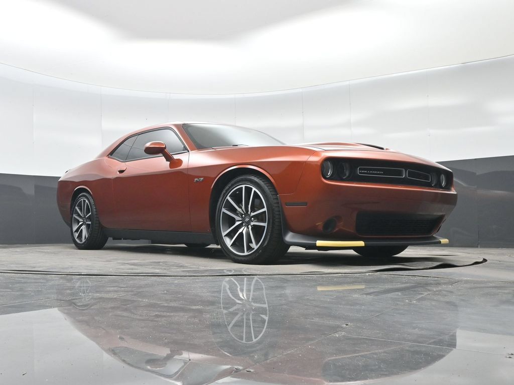 Used 2023 Dodge Challenger R/T w/ Cold Weather Group RWD image 33