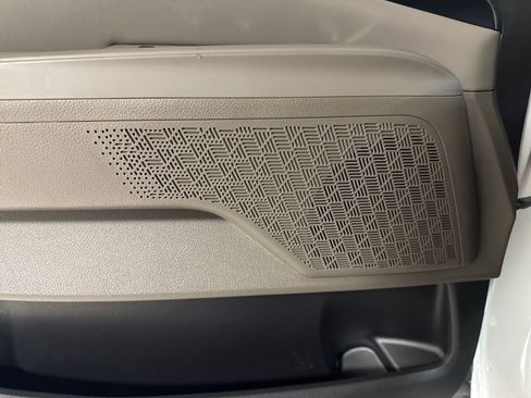 New 2026 Kia Carnival LXS image 15