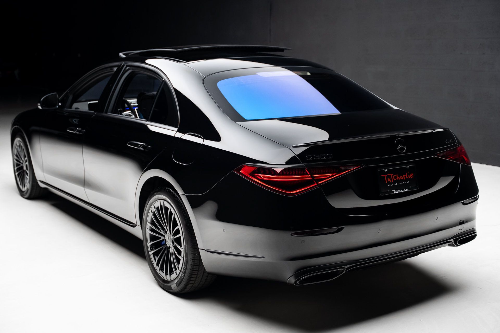 Used 2024 Mercedes-Benz S 580e 4MATIC Sedan w/ Warmth & Comfort Package image 23