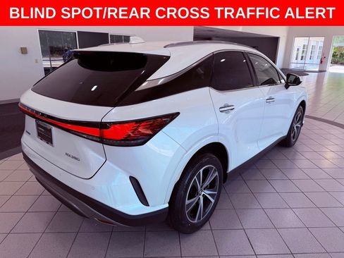 Used 2023 Lexus RX 350 Premium w/ Accessory Package (Z1) FWD image 8