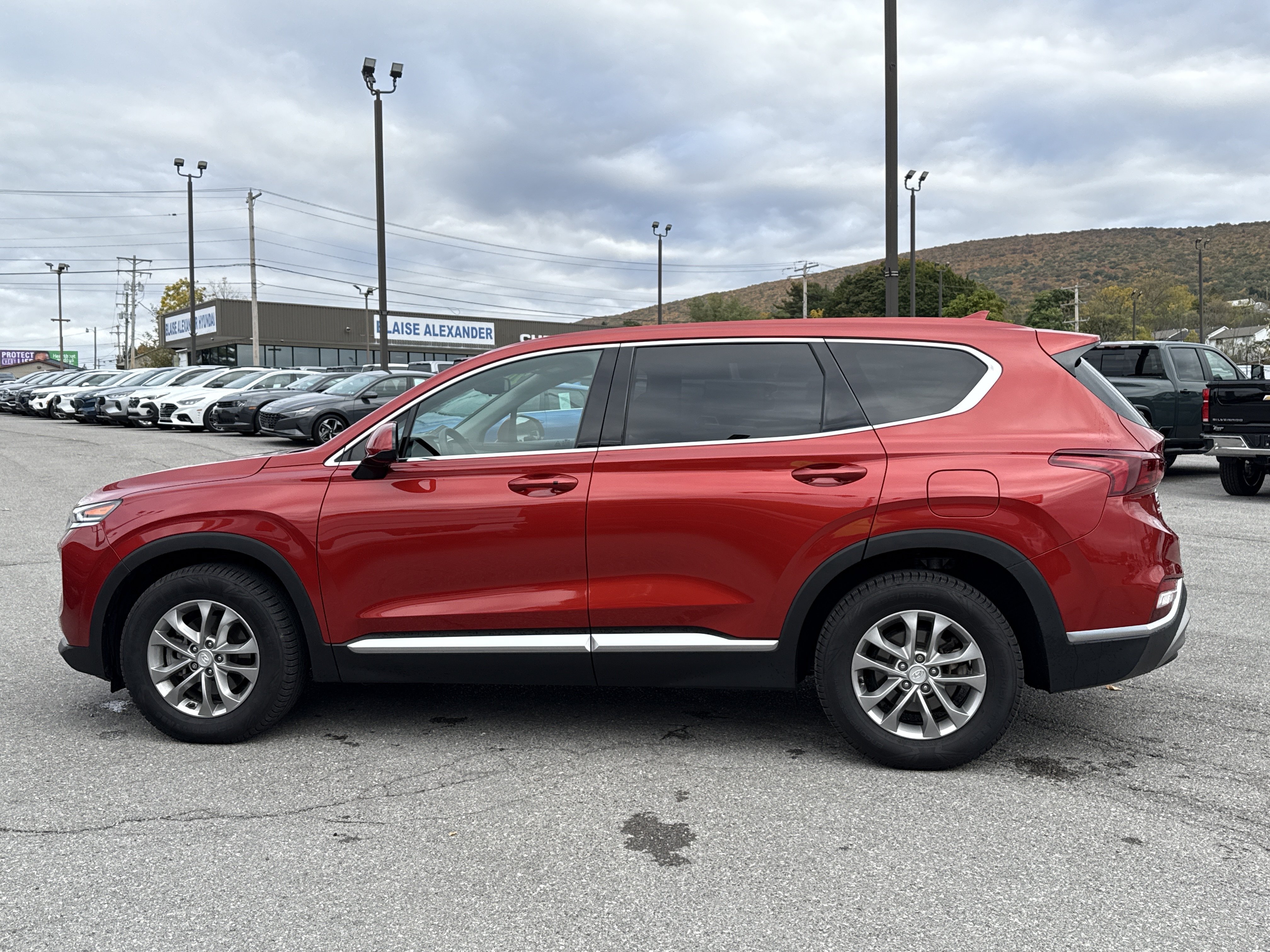 Used 2020 Hyundai Santa Fe SEL w/ Cargo Package AWD/4WD image 6