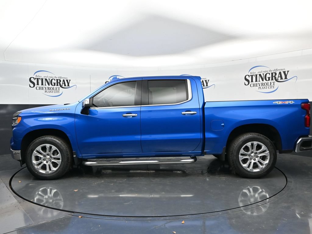Certified 2023 Chevrolet Silverado 1500 LTZ w/ Technology Package AWD/4WD image 4