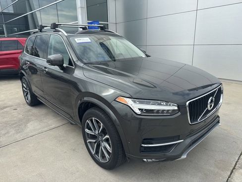 Used 2018 Volvo XC90 T6 Momentum w/ Convenience Package AWD/4WD image 1