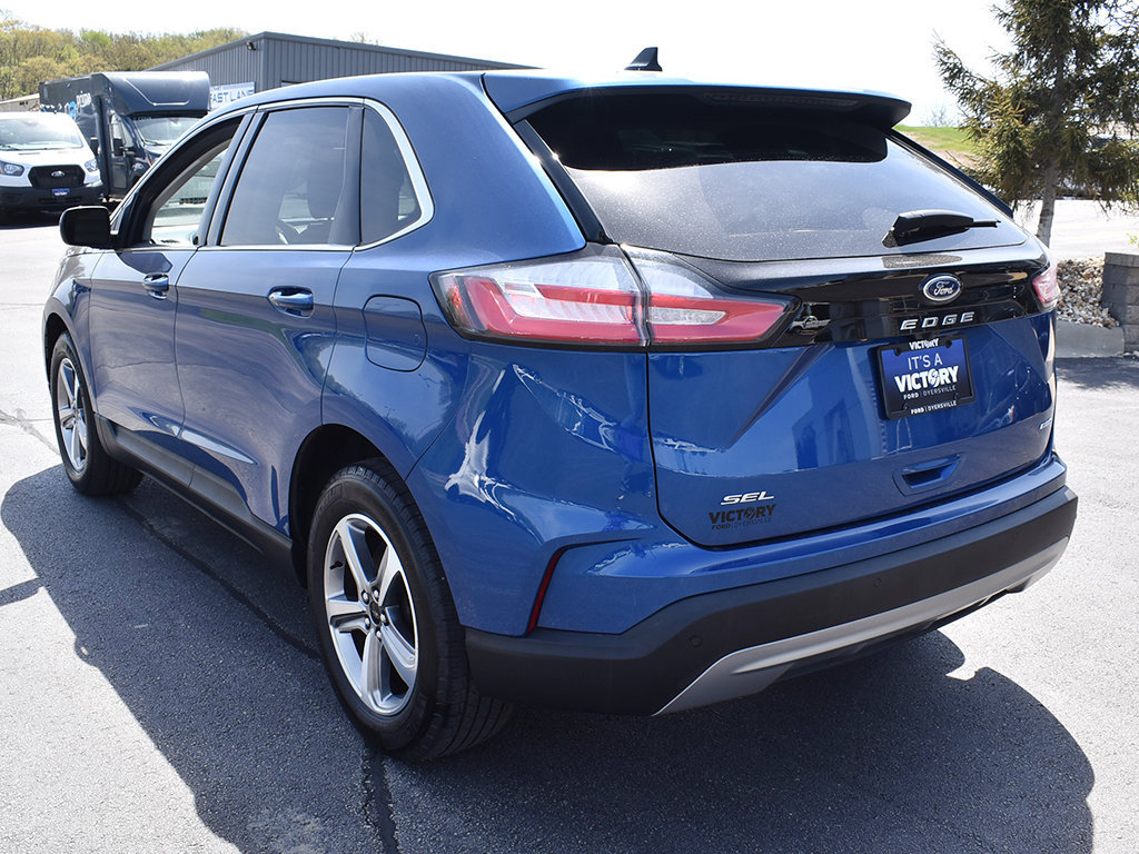 Used 2024 Ford Edge SEL w/ Convenience Package AWD/4WD image 3