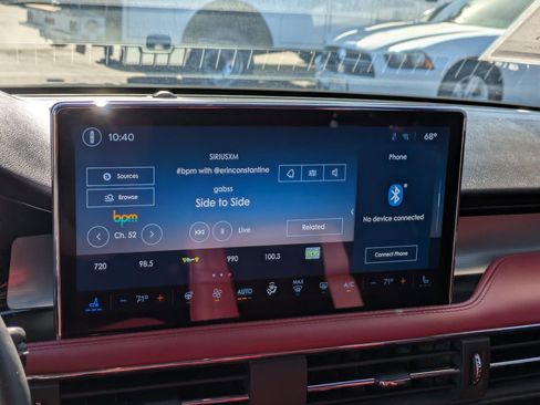 Used 2025 Lincoln Corsair Grand Touring w/ Equipment Group 302A image 22