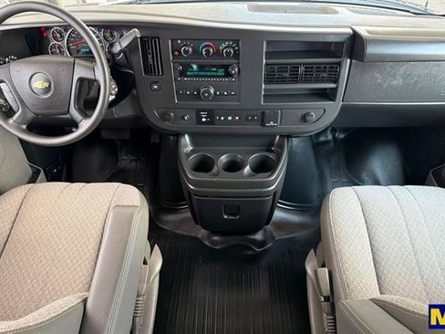 Used 2025 Chevrolet Express 2500 LT w/ LT Preferred Equipment Group RWD image 16