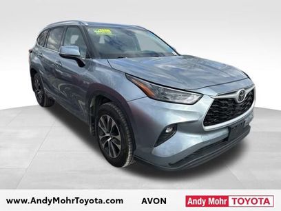 Used 2022 Toyota Highlander XLE