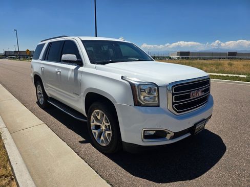 Used 2017 GMC Yukon SLE w/ SLE Value Package AWD/4WD image 7