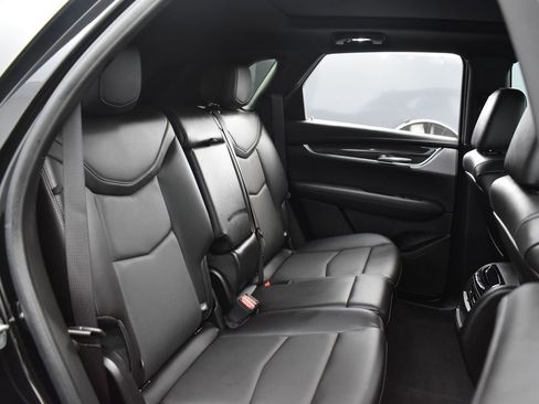 Certified 2024 Cadillac XT5 Sportv w/ LPO, Red Accent Package image 31