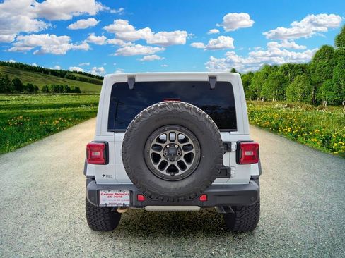 Used 2023 Jeep Wrangler Unlimited Rubicon 392 w/ Xtreme Recon 35" Tire Package AWD/4WD image 5